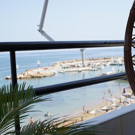 Km Beach View Apartment Ханья Экстерьер фото