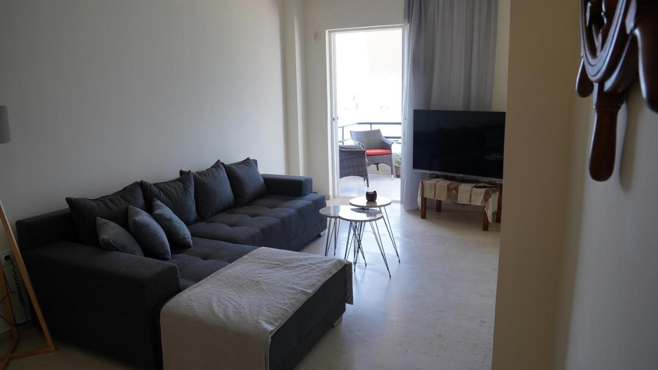 Km Beach View Apartment Ханья Экстерьер фото