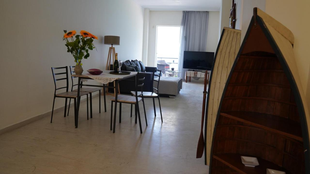 Km Beach View Apartment Ханья Экстерьер фото