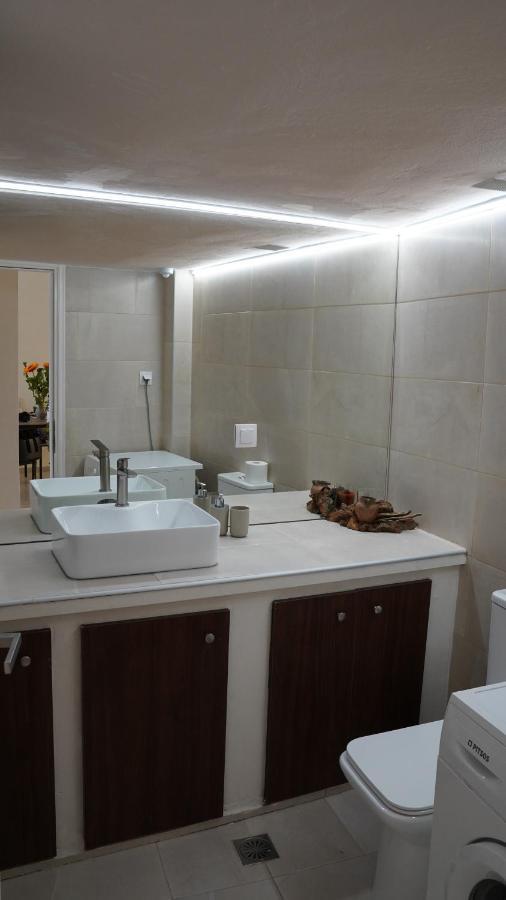 Km Beach View Apartment Ханья Экстерьер фото